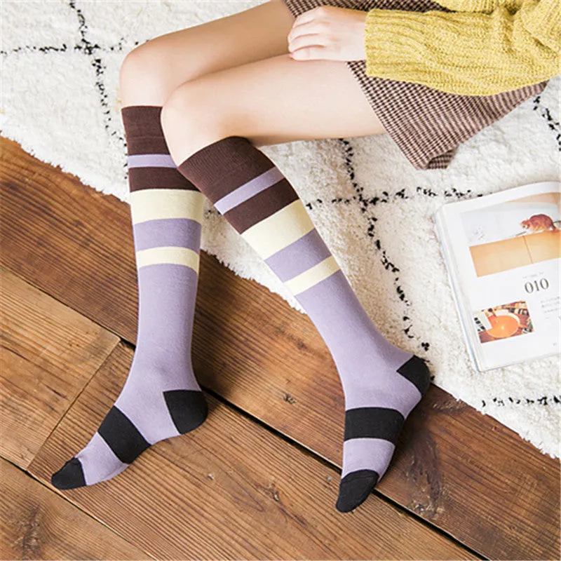 Contrasting color knee-length women's socks