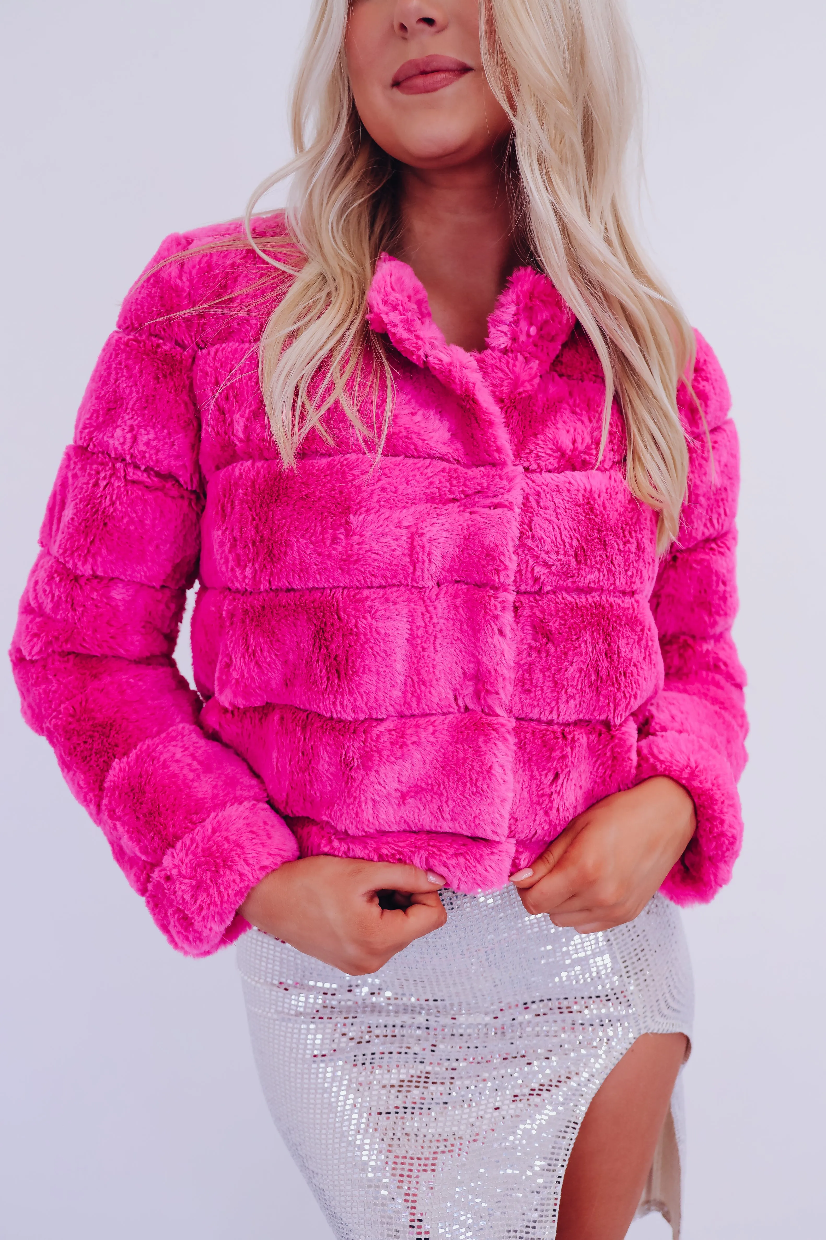 Faux Fur Cropped Jacket - Pink