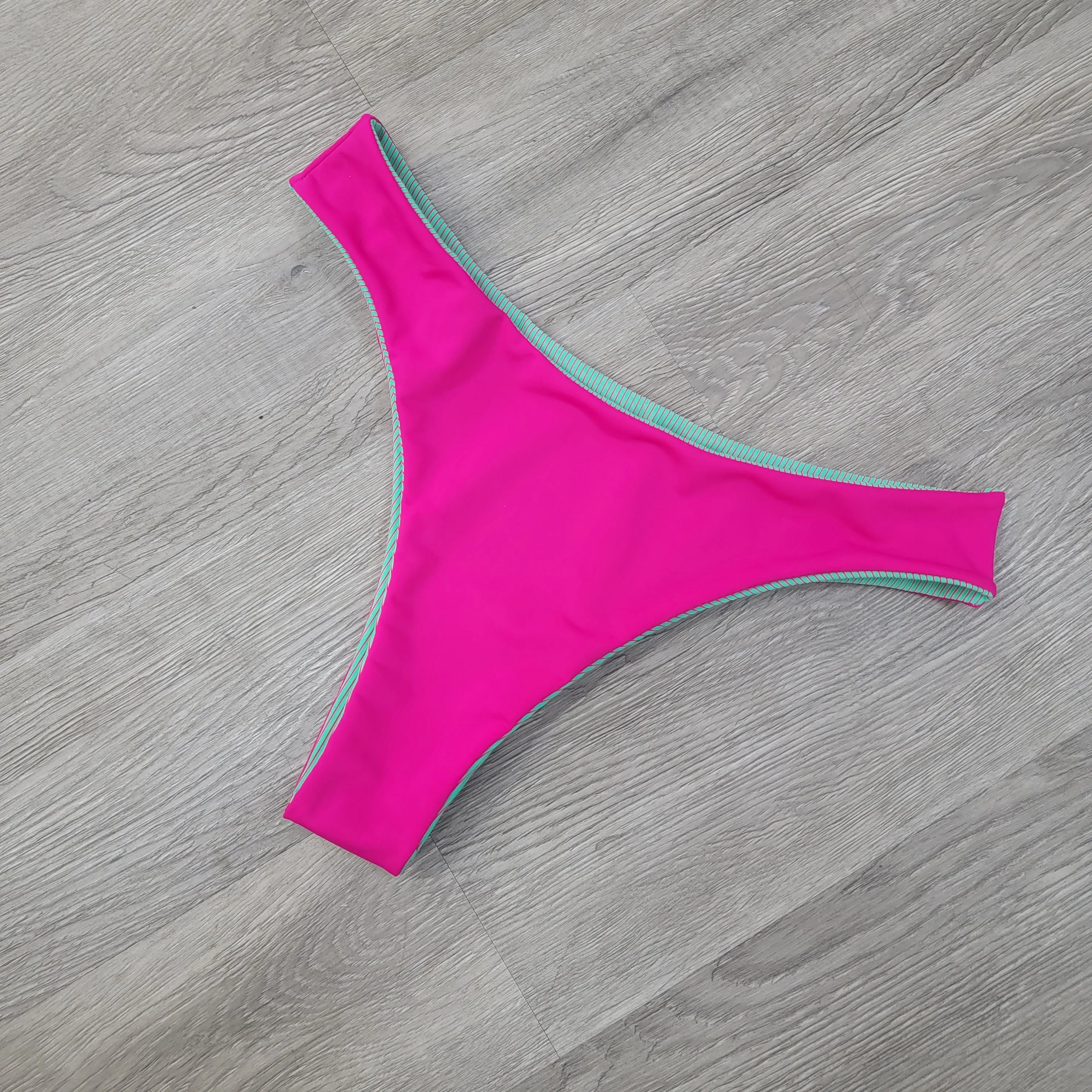 Illusions Aqua Fuchsia Scoop Bottoms