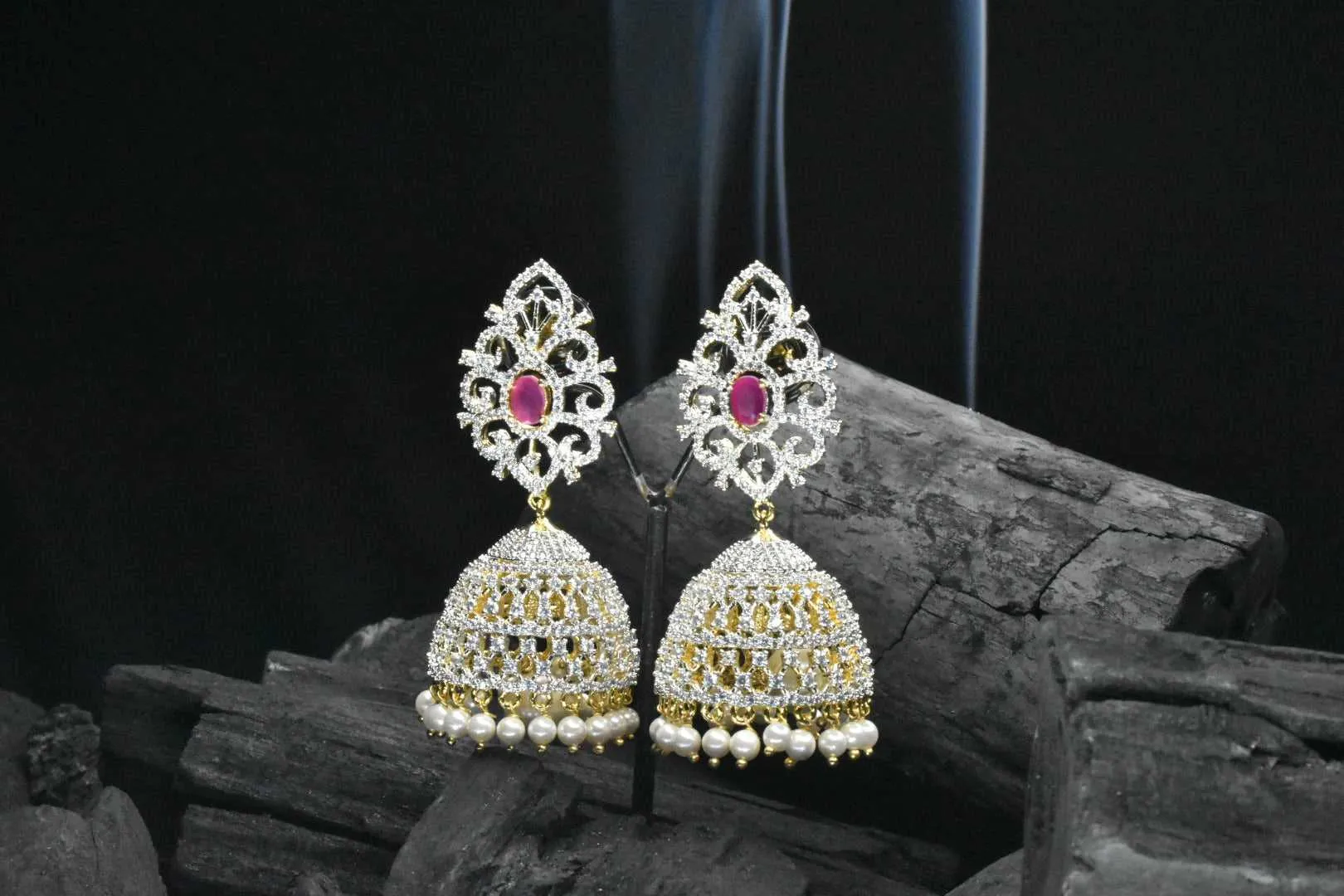 Radiant Glamorous Preciosa Earrings